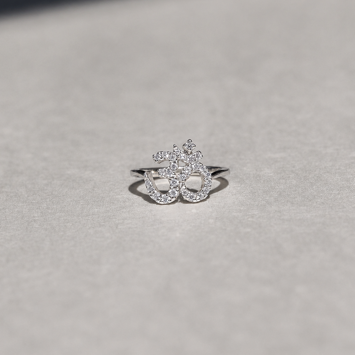 14k or 18k Diamond Om Ring